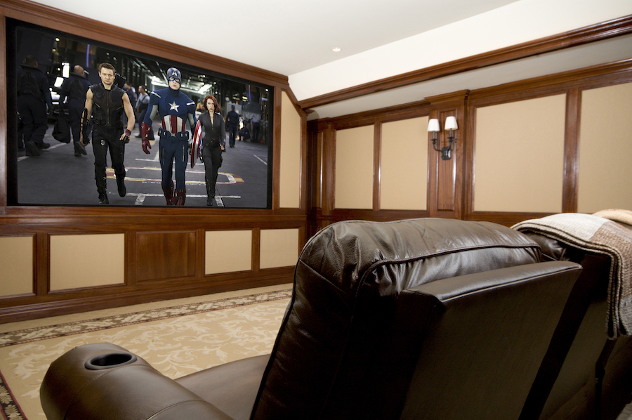 5 Reasons to Work With an AV Company For Your Home Theater 5 Reasons to Work With an AV Company For Your Home Theater
